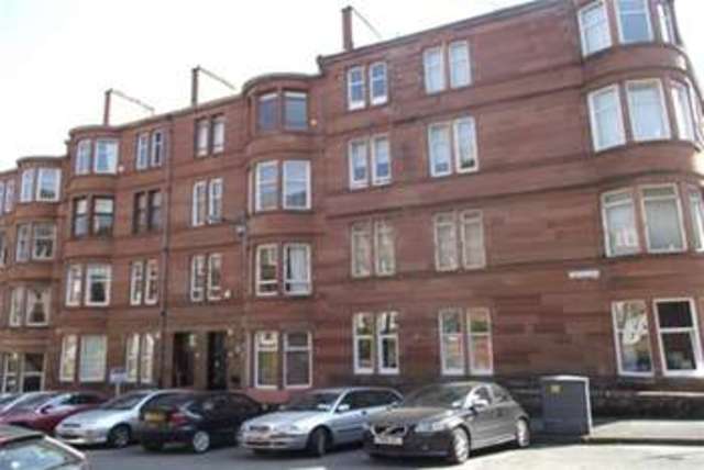  Image of 2 Bedroom Flat  To Rent at Glasgow, G41 3PB