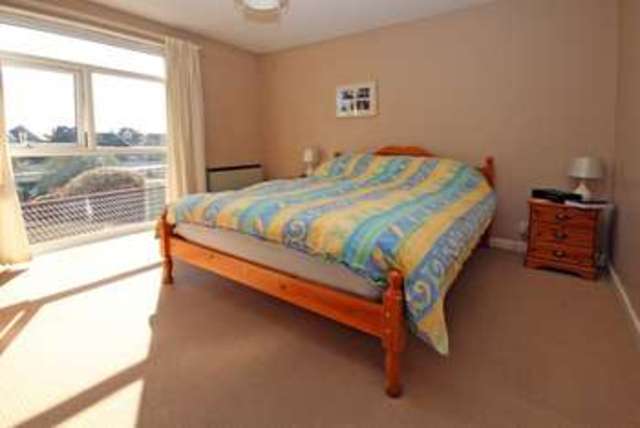  Image of 2 Bedroom Flat  For Sale at Twynham Road Southbourne Bournemouth, BH6 3EZ