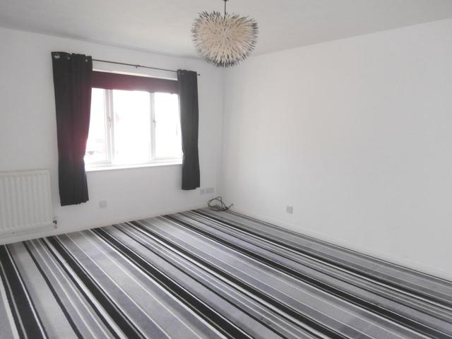 Image of 3 Bedroom Detached  To Rent at Polmont Falkirk Falkirk, FK2 0FH