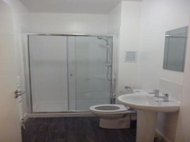  Image of 5 Bedroom Flat  To Rent at Dundee  Dundee, DD1 4BH