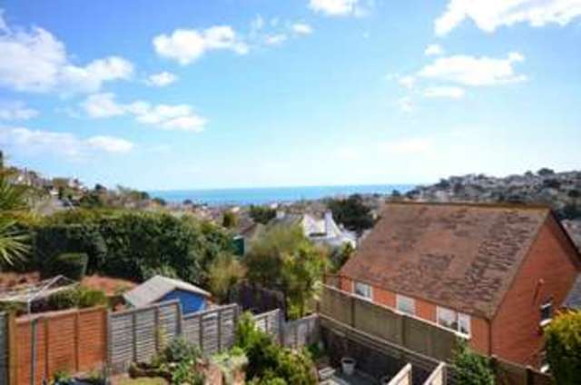  Image of 3 Bedroom Detached  For Sale at Upper Longlands  Dawlish, EX7 9DD
