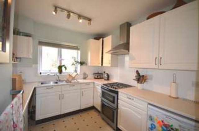  Image of 3 Bedroom Detached  For Sale at Upper Longlands  Dawlish, EX7 9DD