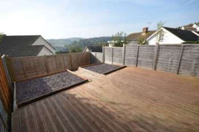  Image of 2 Bedroom Detached  For Sale at Upper Longlands  Dawlish, EX7 9DB