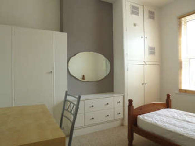  Image of 5 Bedroom Terraced  To Rent at Oldfield Park Bath Corston, BA2 3DA