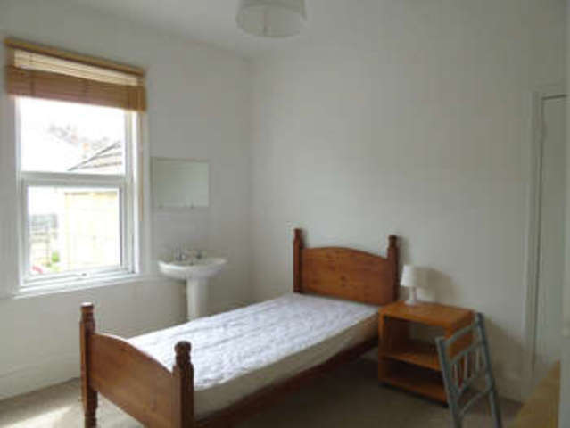  Image of 5 Bedroom Terraced  To Rent at Oldfield Park Bath Corston, BA2 3DA