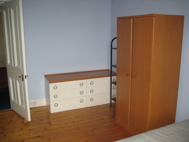  Image of 4 Bedroom Flat  To Rent at Bruntsfield Edinburgh Edinburgh, EH10 4LG