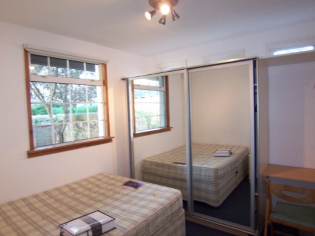  Image of 4 Bedroom Cottage  To Rent at Viewforth Edinburgh Edinburgh, EH10 4LG