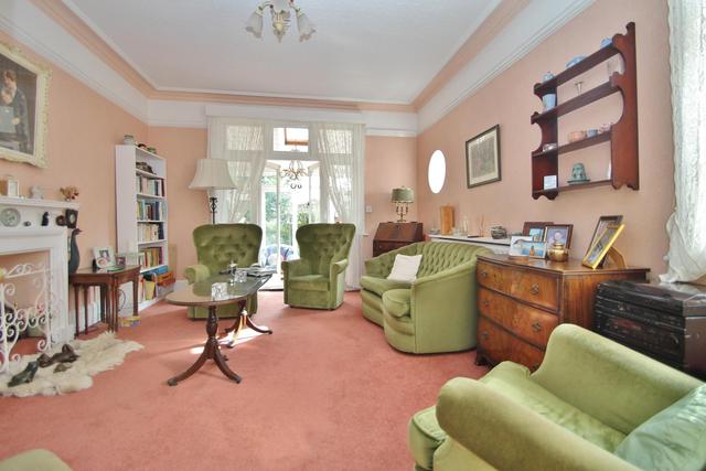  Image of 4 Bedroom Detached  For Sale at Woking Surrey Horsell, GU21 4RN