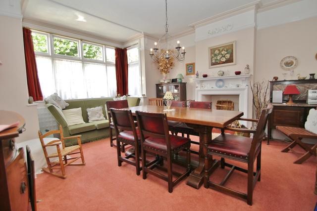  Image of 4 Bedroom Detached  For Sale at Woking Surrey Horsell, GU21 4RN