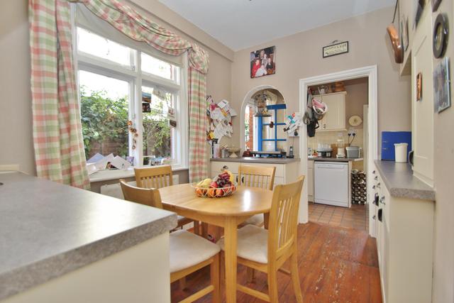  Image of 4 Bedroom Detached  For Sale at Woking Surrey Horsell, GU21 4RN