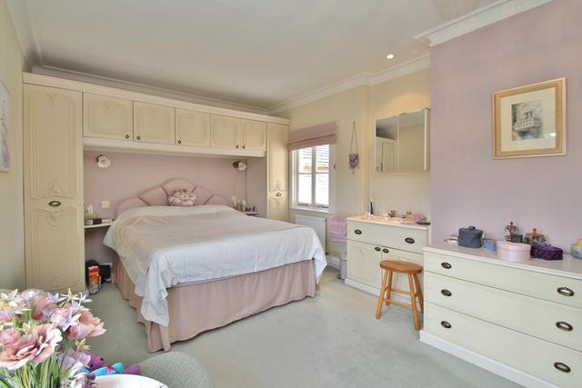  Image of 5 Bedroom Detached  For Sale at Horsell Surrey Horsell, GU21 4RH