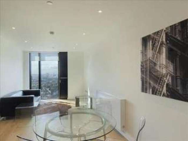 Image of 1 Bedroom Flat  To Rent at Walworth Road  London, SE1 6EH