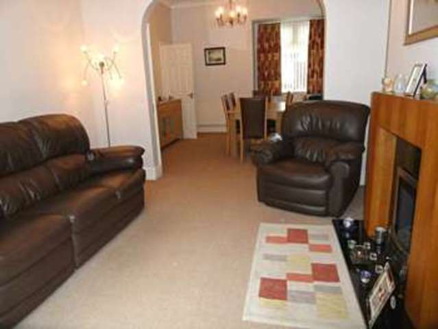  Image of 3 Bedroom Semi-Detached  For Sale at Wargrave Road  Newton Le Willows, WA12 8JR