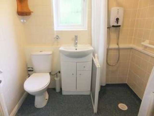  Image of 2 Bedroom Retirement Property  For Sale at Warwick Road  Solihull, B92 7TT