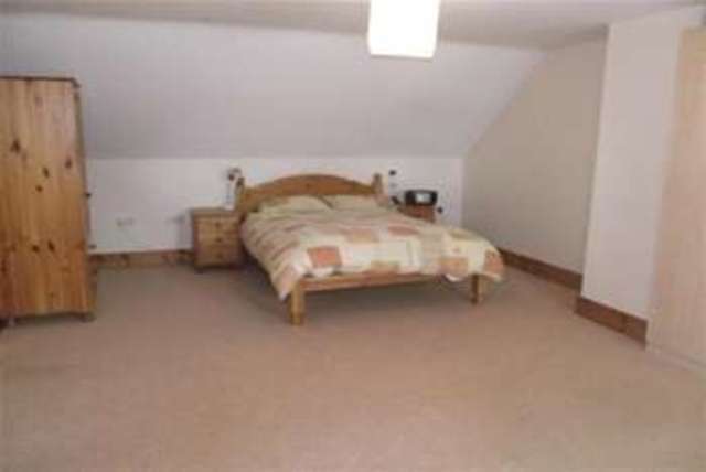  Image of 3 Bedroom Detached  To Rent at Northampton, NN6 6JY