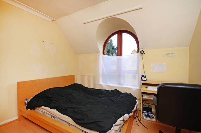  Image of 3 Bedroom Detached  For Sale at Welland Mews  Wapping, E1W 2JW