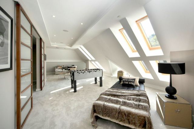  Image of 6 Bedroom Detached  For Sale at Virginia Water, GU25 4PW