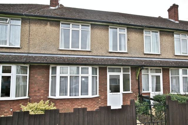  Image of 3 Bedroom Terraced  To Rent at West End  Ely, CB6 3AY