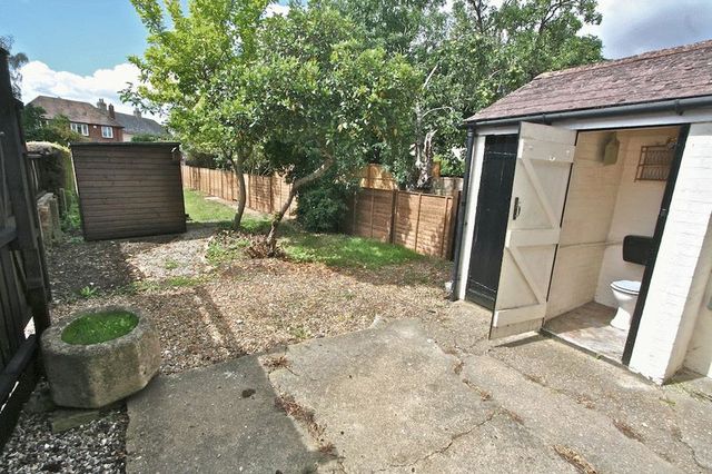  Image of 3 Bedroom Terraced  To Rent at West End  Ely, CB6 3AY