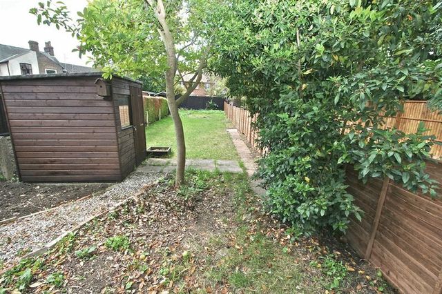  Image of 3 Bedroom Terraced  To Rent at West End  Ely, CB6 3AY