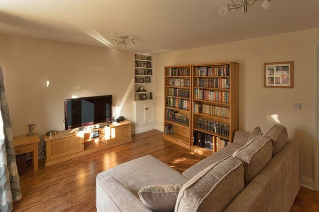  Image of 3 Bedroom Semi-Detached  For Sale at West Fen Road  Ely, CB6 1AN