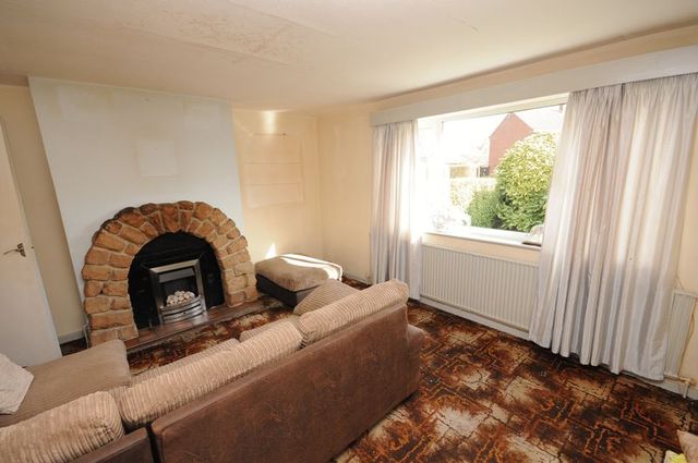  Image of 3 Bedroom Semi-Detached  For Sale at West Way  Uttoxeter, ST14 7HD