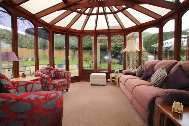  Image of 3 Bedroom Semi-Detached  For Sale at Barnes Close West Wellow Romsey, SO51 6ET