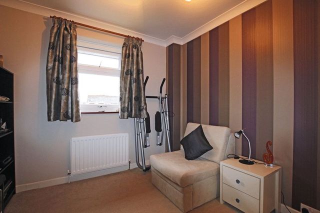  Image of 3 Bedroom Semi-Detached  For Sale at Barnes Close West Wellow Romsey, SO51 6ET