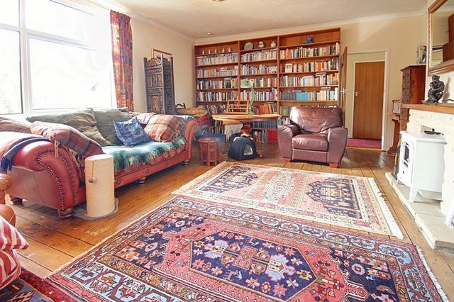  Image of 3 Bedroom Detached  For Sale at Western Valley Road Rogerstone Newport, NP10 9DS