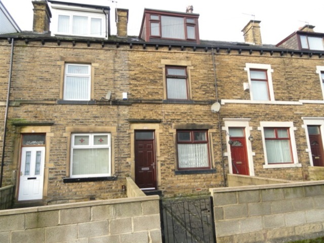  Image of 2 Bedroom Terraced  For Sale at Bradford, BD9 5EF