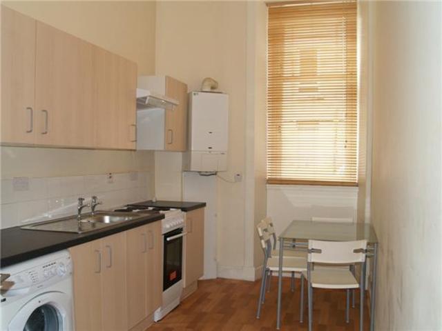  Image of 1 Bedroom Flat  To Rent at Govanhill Glasgow Glasgow, G42 8LJ