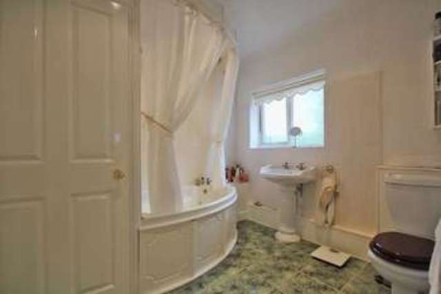  Image of 3 Bedroom Detached  For Sale at Brickworth Road Whiteparish Salisbury, SP5 2QG