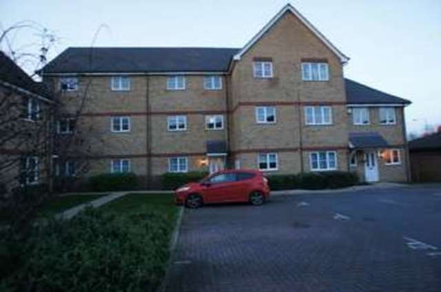  Image of 2 Bedroom Flat  To Rent at Whitmore Way  Basildon, SS14 2GE