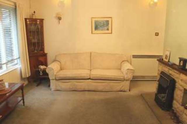  Image of 3 Bedroom Detached  To Rent at Wick Lane  Englefield Green, TW20 0HT