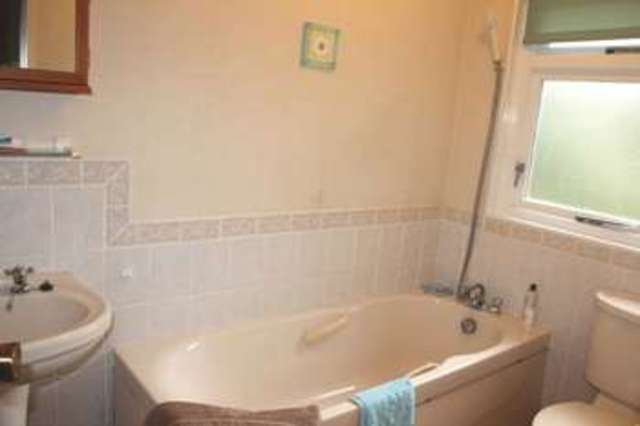  Image of 3 Bedroom Detached  To Rent at Wick Lane  Englefield Green, TW20 0HT