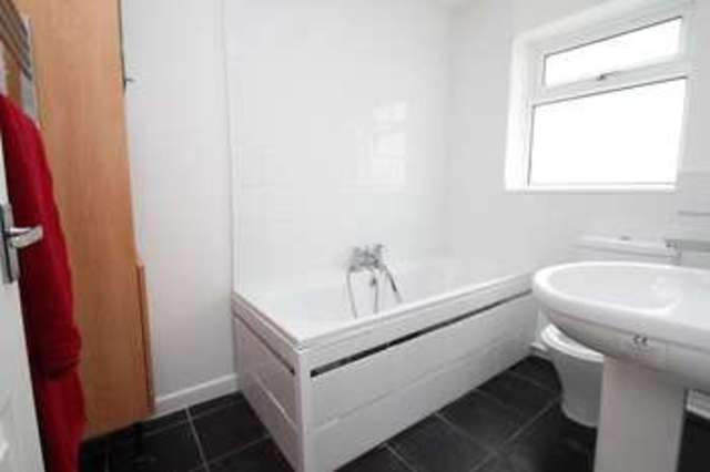  Image of 3 Bedroom Detached  For Sale at Widewell Plymouth Devon, PL6 7UA