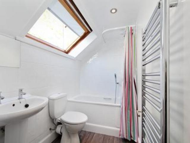  Image of 3 Bedroom Flat  To Rent at Dundee  Dundee, DD1 2ND