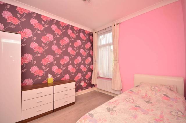  Image of 5 Bedroom Detached  For Sale at Windsor Road  Leyton, E10 5LP