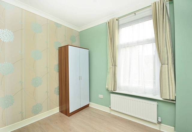  Image of 5 Bedroom Detached  For Sale at Windsor Road  Leyton, E10 5LP