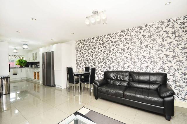  Image of 5 Bedroom Detached  For Sale at Windsor Road  Leyton, E10 5LP