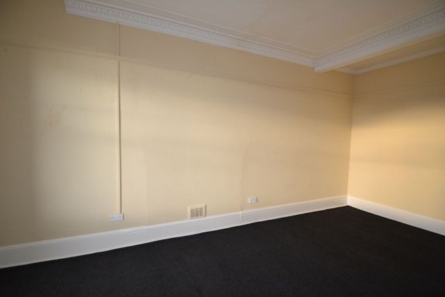  Image of 2 Bedroom Flat  To Rent at Woodlands Glasgow Glasgow, G3 6UR