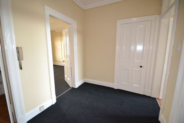  Image of 2 Bedroom Flat  To Rent at Woodlands Glasgow Glasgow, G3 6UR