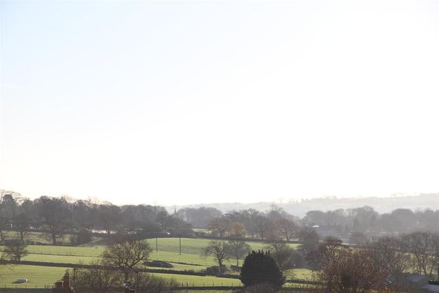  Image of 3 Bedroom Semi-Detached  For Sale at Yeadon Leeds Rawdon, LS19 7LS