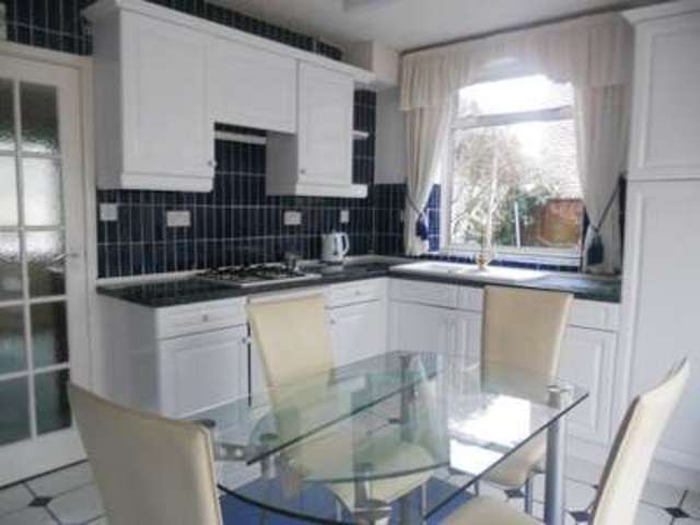  Image of 3 Bedroom Semi-Detached  To Rent at Woodpecker Way  Eastleigh, SO50 9LG