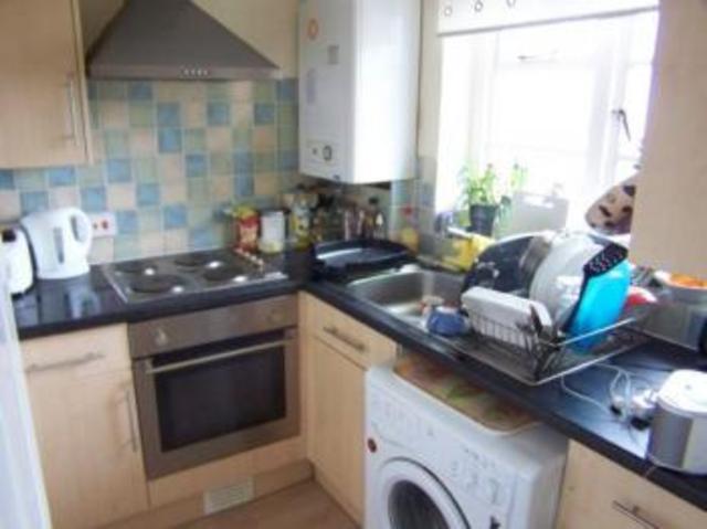 Image of 2 Bedroom Flat  To Rent at 85 Anglesea Road  SOUTHAMPTON, SO15 5QS