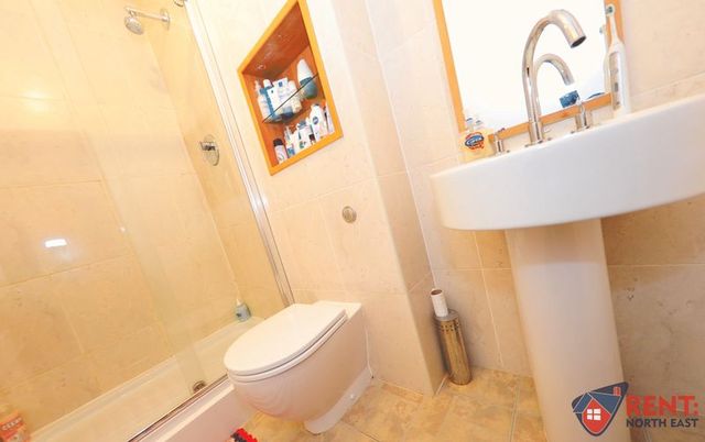  Image of 2 Bedroom Flat  To Rent at Worsdell Drive Quayside Gateshead, NE8 2DB