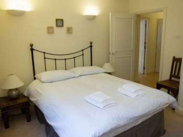  Image of 2 Bedroom Property  To Rent at Bishopsgate  London, EC2M 4NR