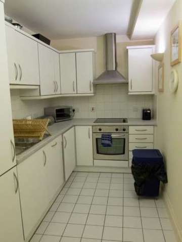  Image of 2 Bedroom Property  To Rent at Bishopsgate  London, EC2M 4NR
