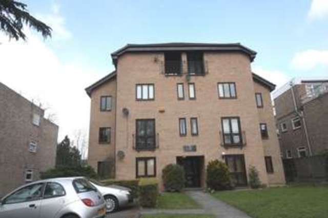 Image of 2 Bedroom Flat  For Sale at Beckenham Kent Beckenham, BR3 5NY
