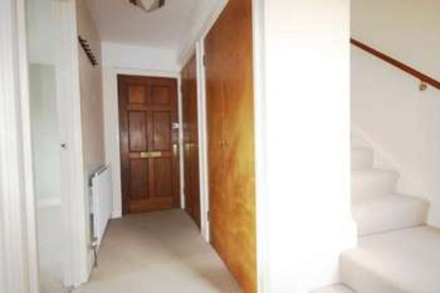  Image of 2 Bedroom Flat  For Sale at Beckenham Kent Beckenham, BR3 5NY